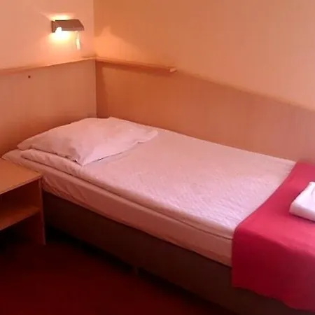Szálloda System 3*
