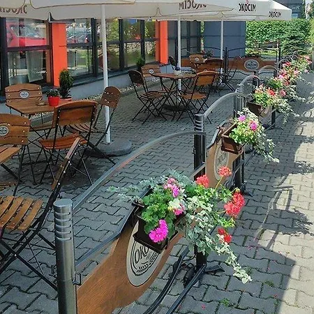 Szálloda System 3*