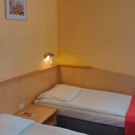 System Szálloda